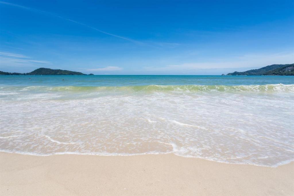 Oyo 343 Wanna Marine Hotel Patong Ngoại thất bức ảnh