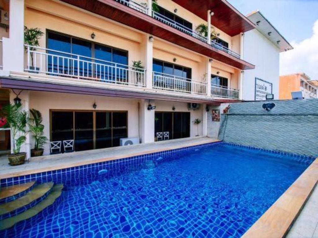 Oyo 343 Wanna Marine Hotel Patong Ngoại thất bức ảnh