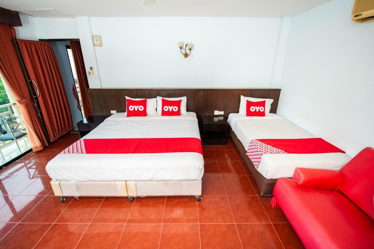 Oyo 343 Wanna Marine Hotel Patong Ngoại thất bức ảnh
