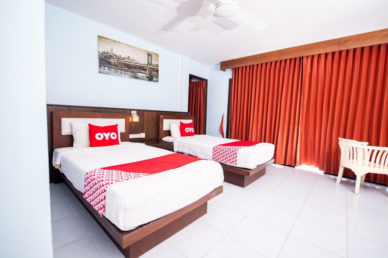 Oyo 343 Wanna Marine Hotel Patong Ngoại thất bức ảnh