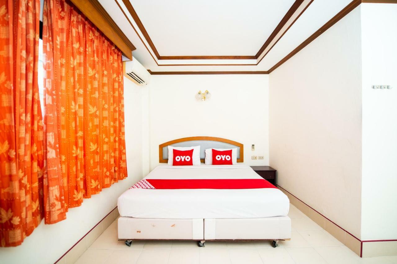 Oyo 343 Wanna Marine Hotel Patong Ngoại thất bức ảnh